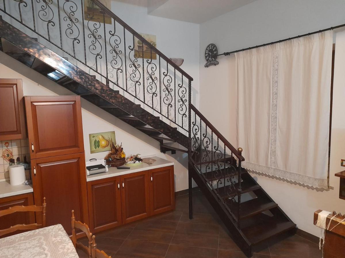 Samugheo B&B Da Marianna מראה חיצוני תמונה